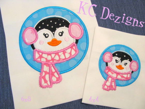 Christmas Penguin Circle